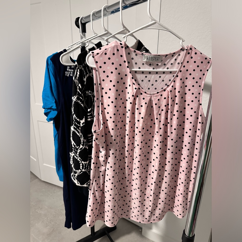set of 5 pcs. top, dress, T-shirt, jacket. multi brand. size 1X  (C29)